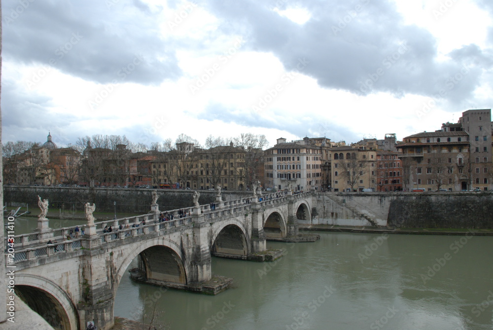  Ponte Sant'Angelo; Ponte Sant'Angelo; bridge; waterway; arch bridge; river