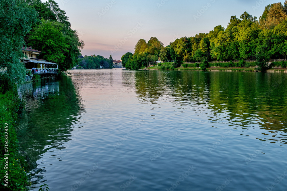 Fototapeta premium Fiume po Torino