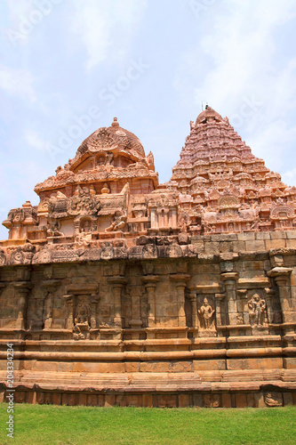 Tenkailasa shrine and Brihadisvara Temple  Gangaikondacholapuram  Tamil Nadu  India. 