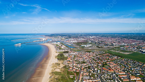 Photographie aérienne de la ville de Calais