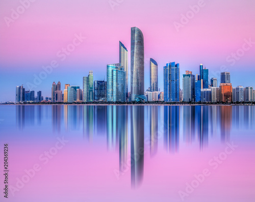 Skyline Abu Dhabi © Madlen Steiner