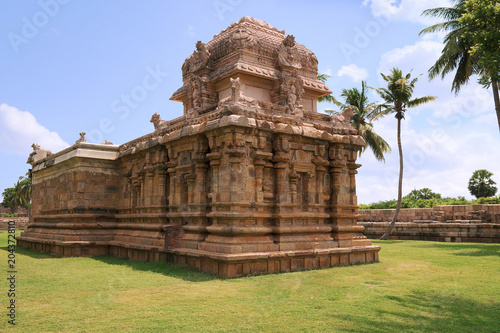 Ganesha shrine, Brihadisvara Temple complex, Gangaikondacholapuram, Tamil Nadu, India. North West view