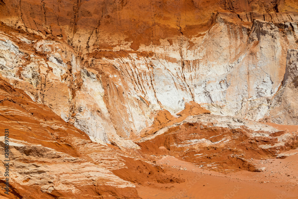 Obraz premium Düne mit roter Sand. Sand Texure und Sand Formation in unterschidlichen Farben.