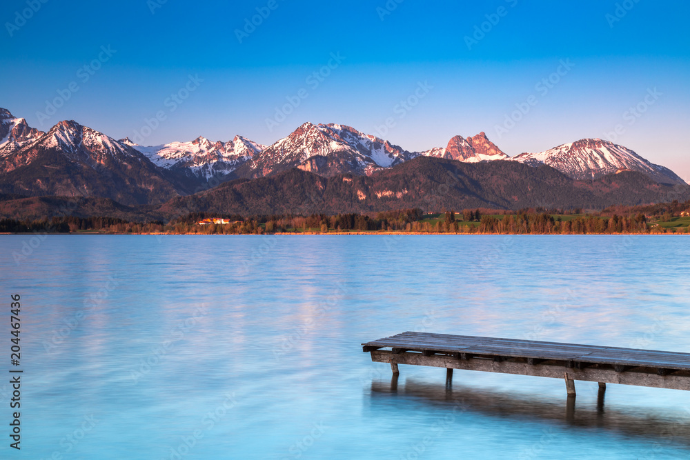 Naklejka premium Tagesanbruch und Sonnenaufgang am Hopfensee 