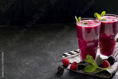 Blackberry and raspberry smoothies with mint leaf
