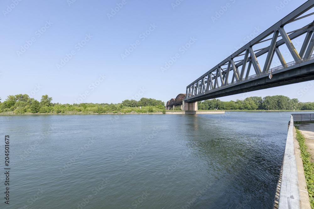 Fototapeta premium Rheinbrücke Wintersdorf Beinheim 