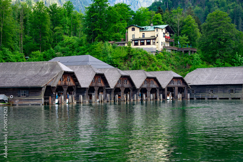 Die Bootshütten am Königssee