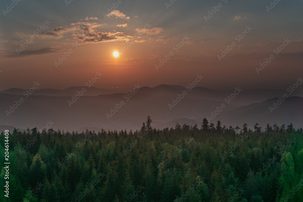 Fototapeta premium Farbenfroher Sonnenuntergang