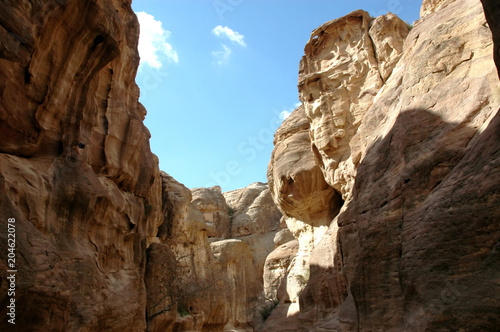 P  tra  la ville rose  taill  e dans les falaises de gr  s rose  site arch  ologique   Jordanie