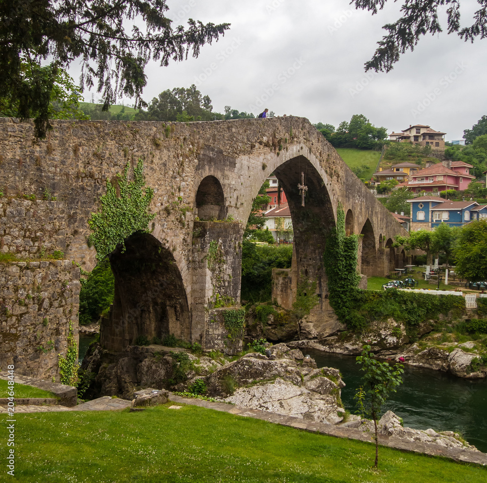 Roman bridge in Cangas de Onis