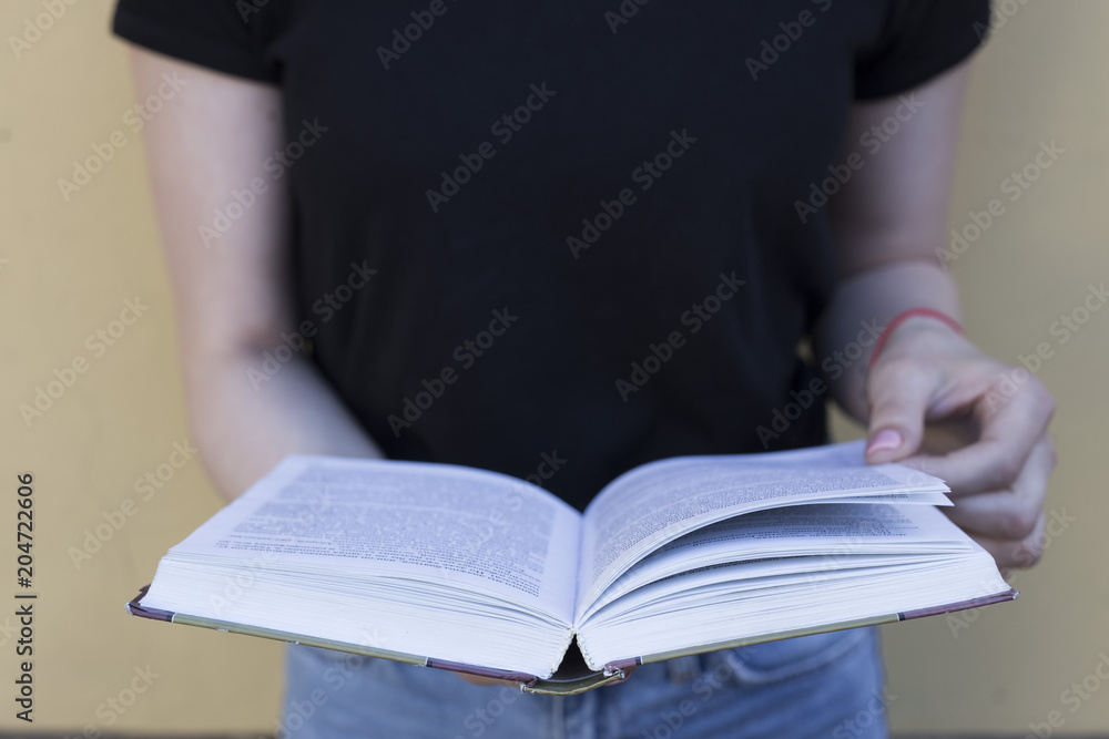 book in hand book in hand