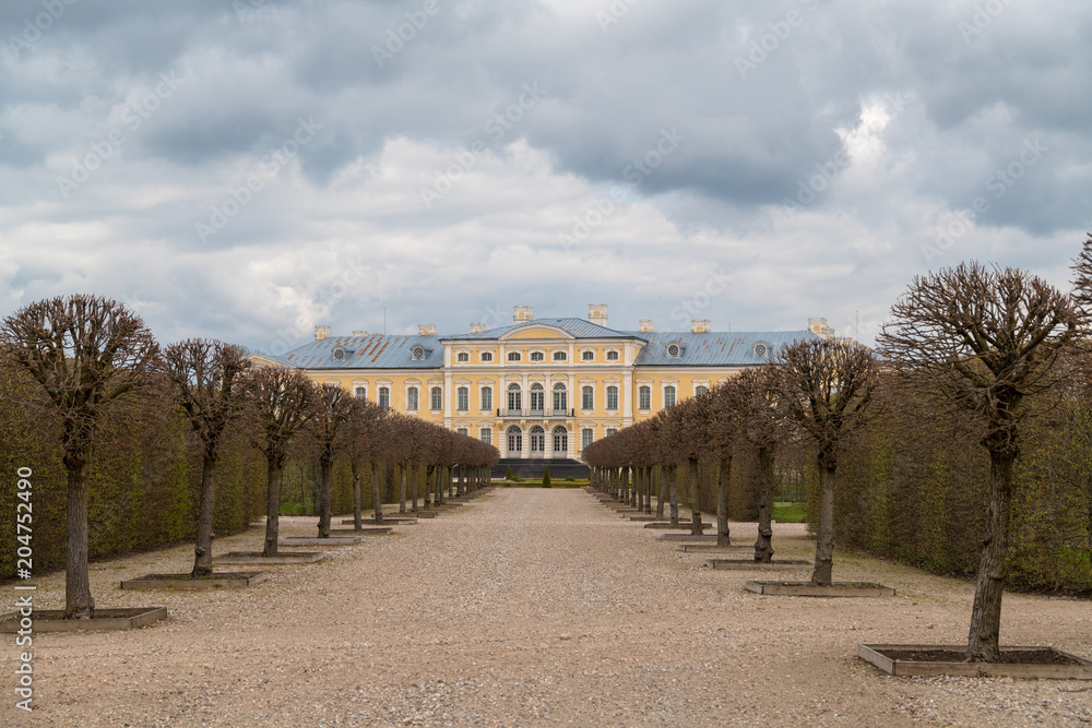 Barockschloss Rundāle bei Bauska in Lettland, das Versailles des Baltikums