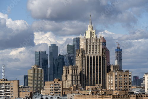Высотные здания Москвы со смотровой плащадки ХХС.