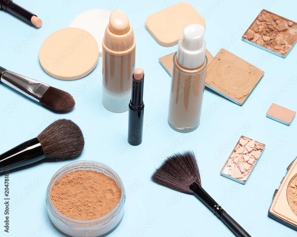Make-up brushes and sponges with foundation makeup products Make-up brushes and sponges with foundation makeup products