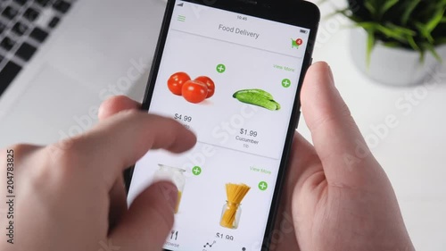 Ordering food online using smartphone app