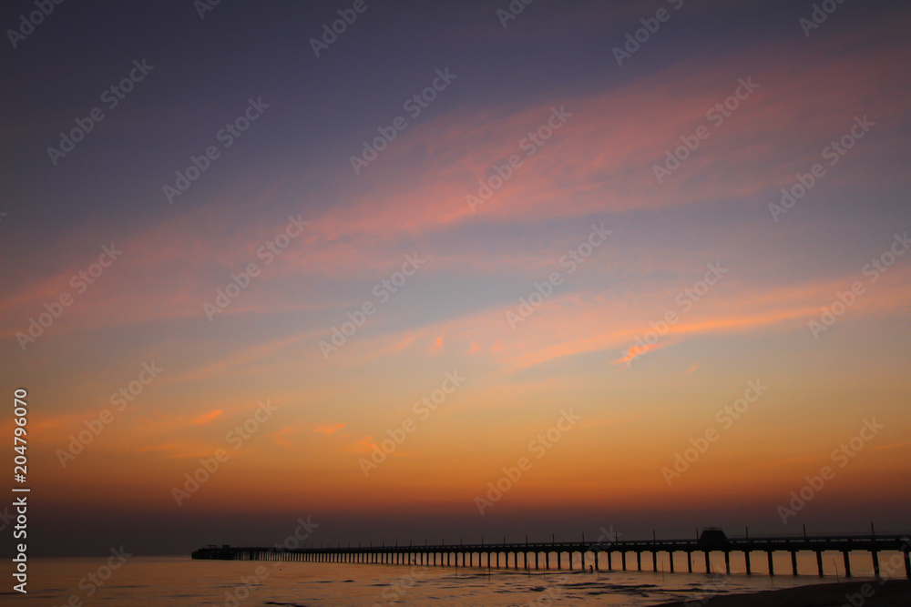 Obraz premium Beautiful sky at twilight time for background