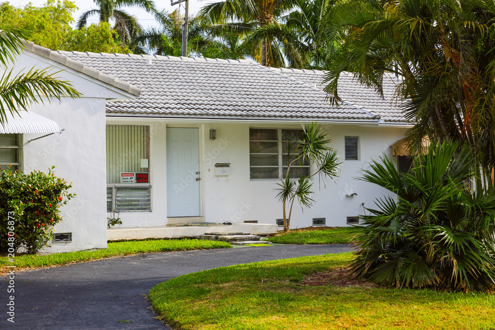 Fototapeta premium American home in South Florida