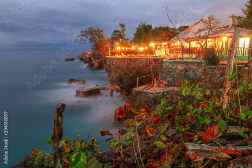 3 Dives point, Negril, Jamaica © Bogdan Lazar