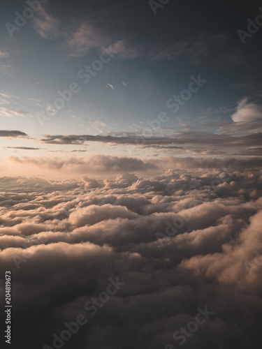 über den Wolken im Wolkenmeer