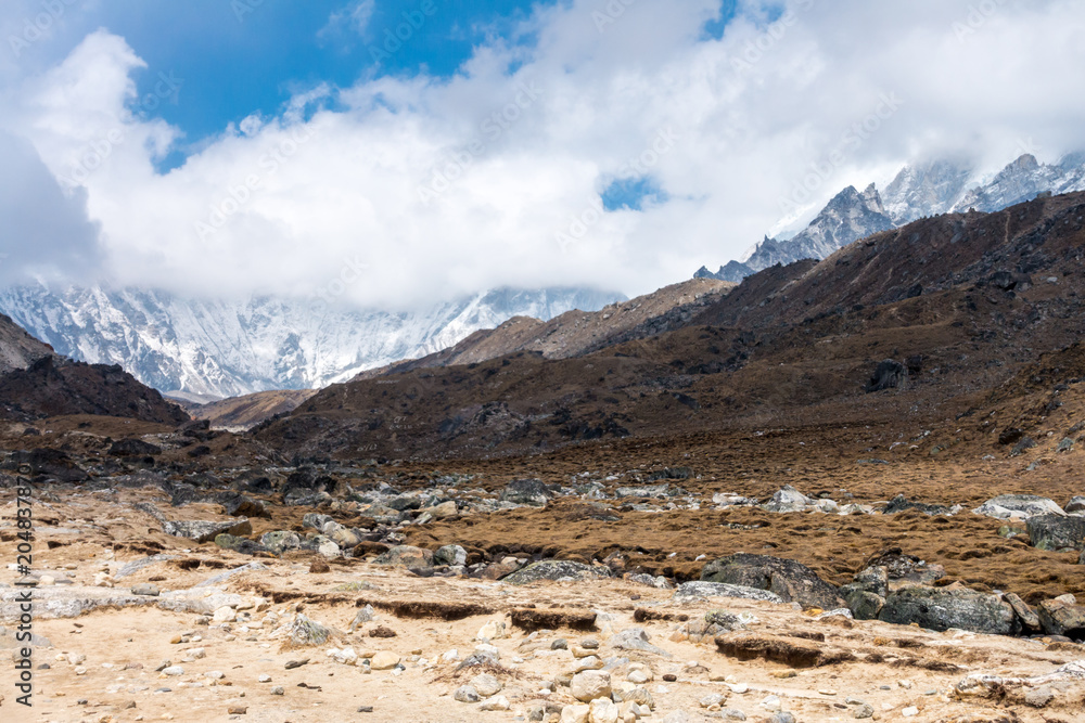 Way to Everest base camp, from Tukla pass to Lobuche, Himalayas, Nepal
