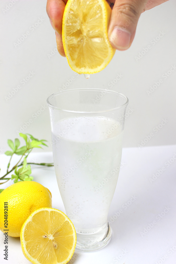 レモンソーダ Stock 写真 Adobe Stock レモンソーダ Stock 写真 Adobe Stock