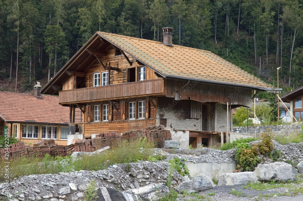 Unwettergeschädigtes Haus