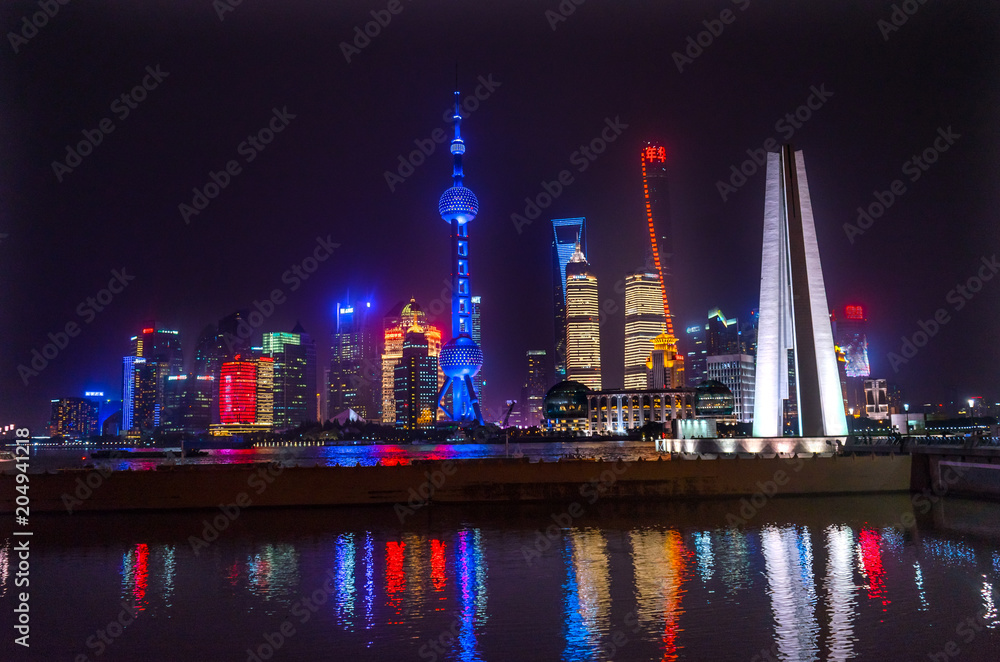Obraz premium Monument Heroes TV Tower Pudong Bund Huangpu River Shanghai China