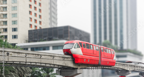 Φωτογραφία Red monorail train