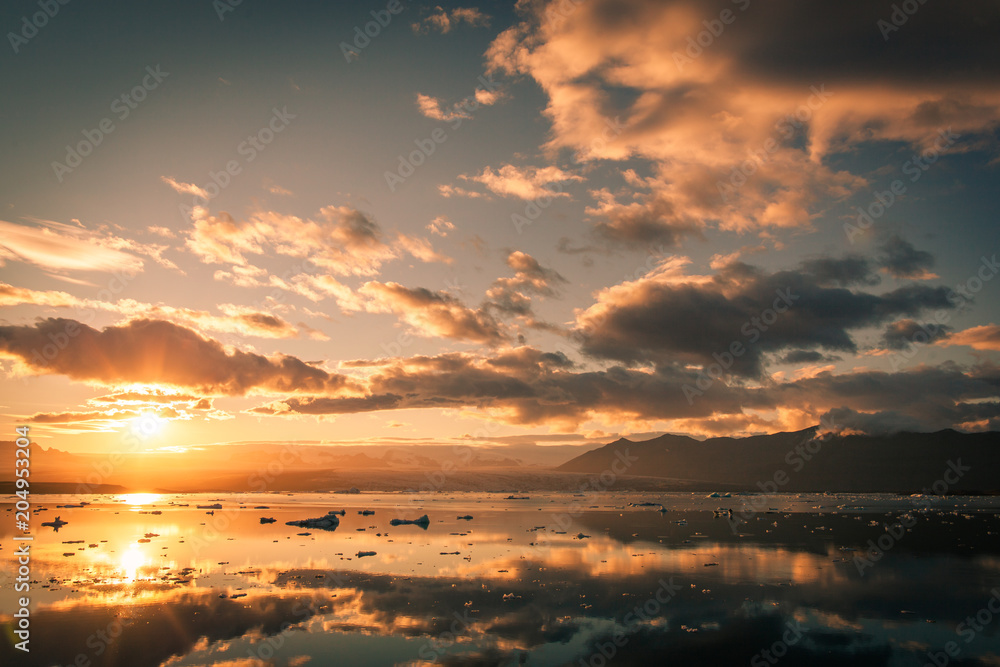 Jokulsarlon Glacial Lagoon, Iceland Jokulsarlon Glacial Lagoon, Iceland