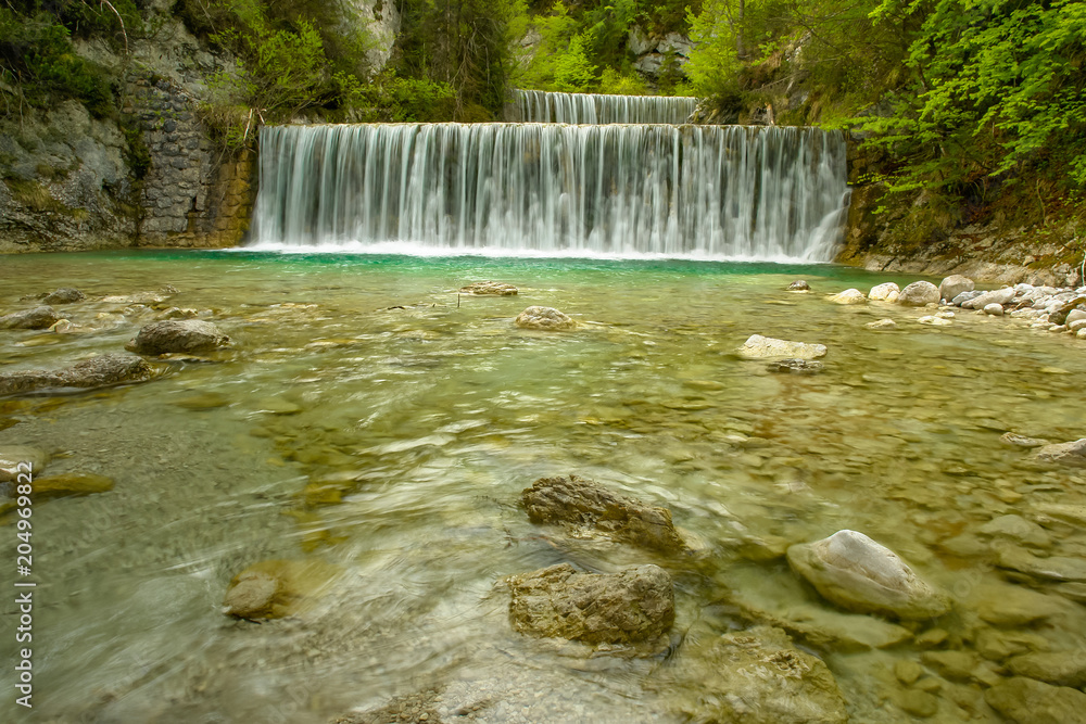 Naklejka premium Wodospad w Słowenii