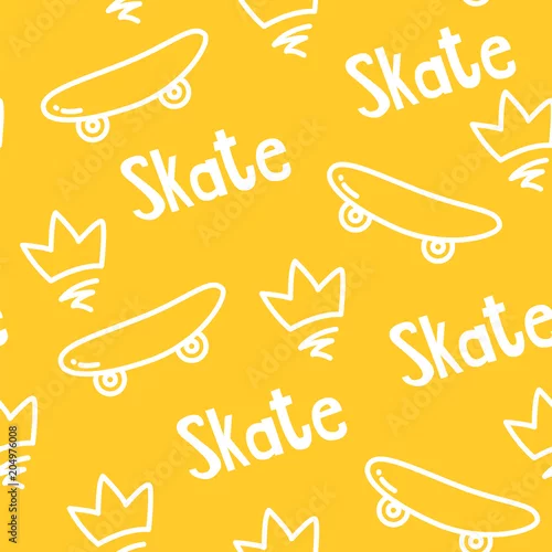 Tapety Lato wzór z deskorolka, koroną i tekstem na żółtym tle. Ozdoba do tekstyliów i opakowań. Wektor.