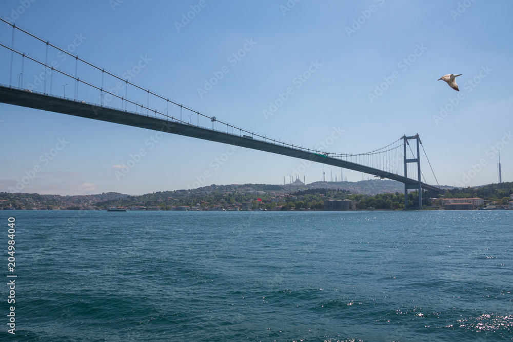 Auf dem Bosporus, Brücke, Istanbul Auf dem Bosporus, Brücke, Istanbul