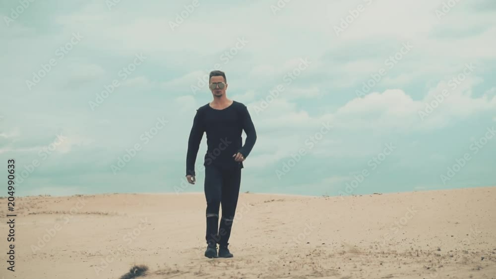 Man shows the likes in the desert Man shows the likes in the desert