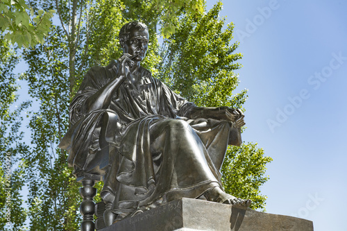 Monument für Jean-Jacques Rousseau, Genf, Schweiz photo