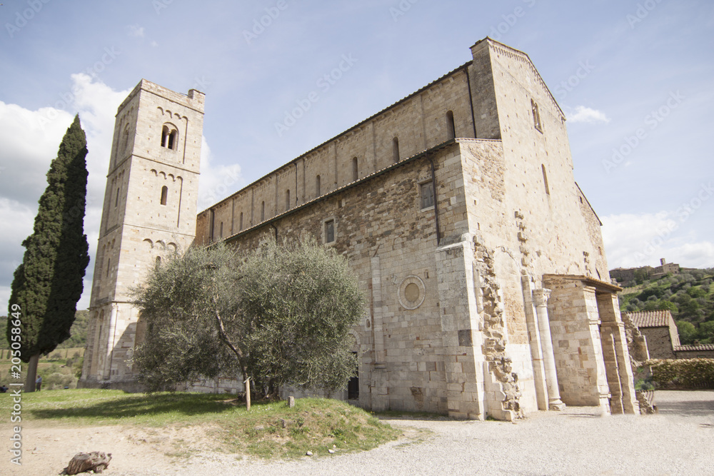 Abbazia di Sant'Antimo Castelnuovo  Abate Montalcino Siena Toscana Italia   