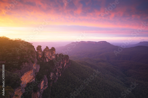 Photos The Three Sisters From Echo Point, Blue Mountains National Park, NSW, Australia