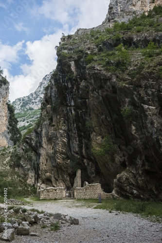 Gole di Fara San Martino  Abbazia di San Martino in Valle e free climbing