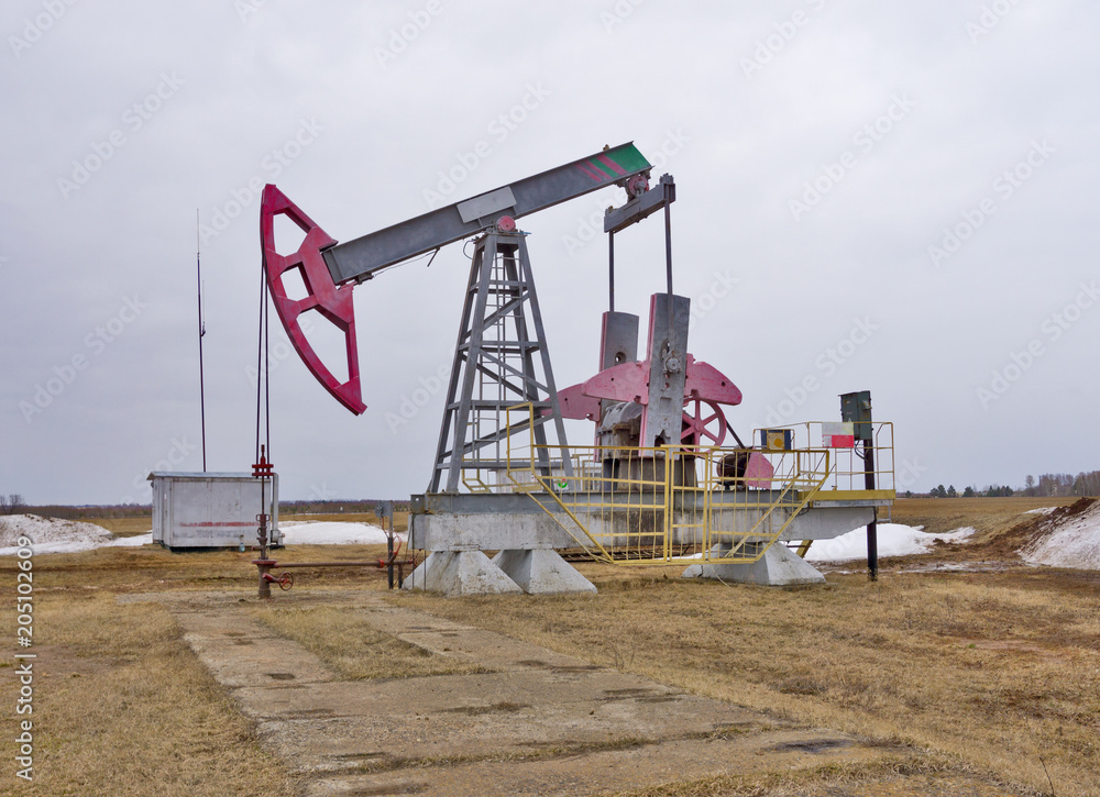 The oil pump, industrial equipment The oil pump, industrial equipment