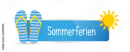 Sommerferien blaues banner mit blau gestreiften flipflops und sonne
