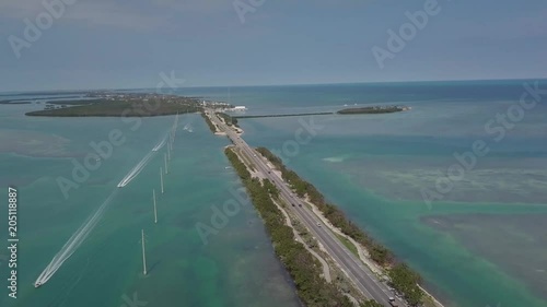 Wallpaper Mural Tropical Bridge Torontodigital.ca