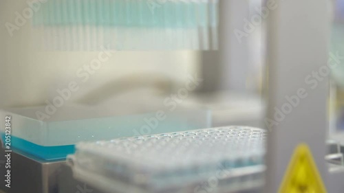 Automatic analysis of DNA, machine process