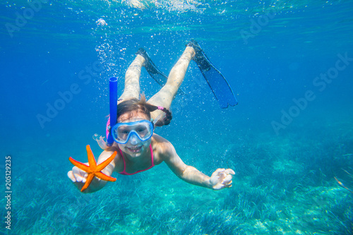 girl with a starfish