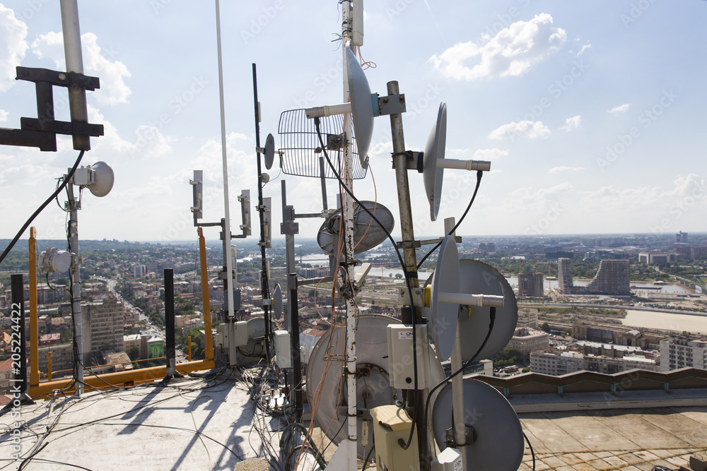 Fototapeta premium elecommunication mast TV antennas wireless technology