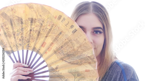 Peep - Smiling girl with chinese hand fan