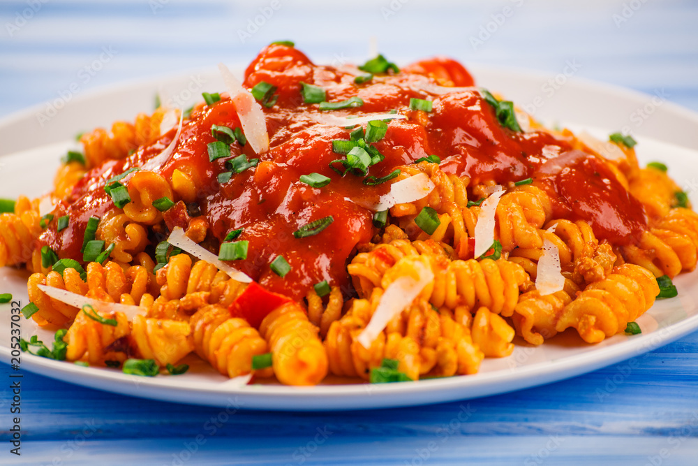 Fusilli with meat, tomato sauce and vegetables Fusilli with meat, tomato sauce and vegetables