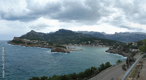 Port de Sóller Panorama, stürmisches Wetter