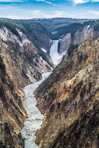 LOWER YELLOWSTONE FALLS RIVER VERTICAL Grand Canyon OF YELLOWSTONE NATIONAL PARK