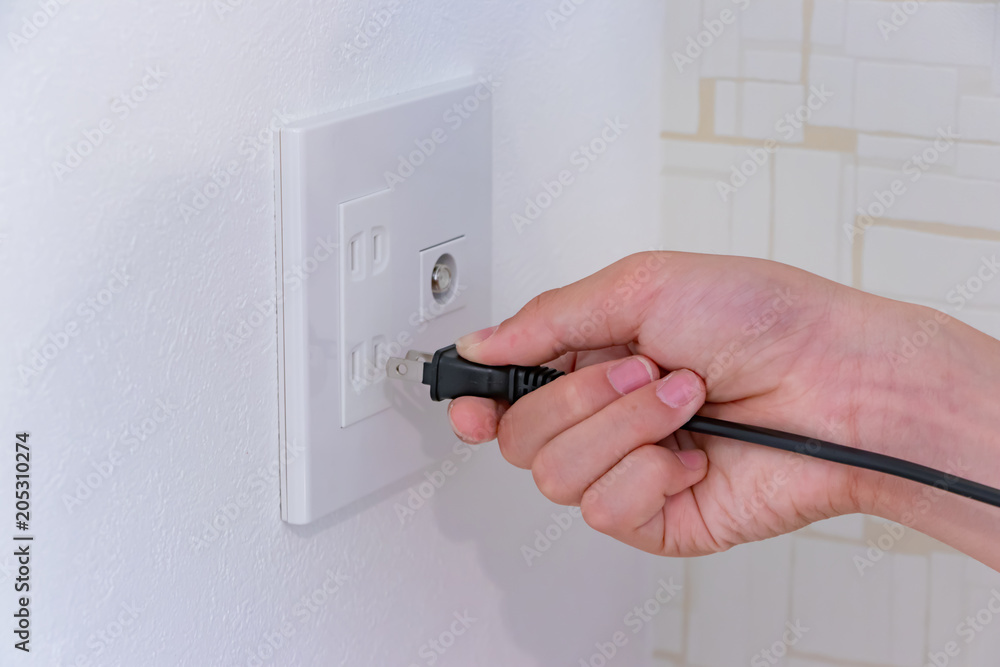 Φωτογραφία コンセント　電源抜き差し