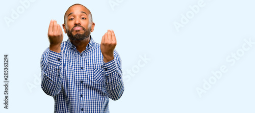 Valokuva African american man with beard angry gesturing typical italian gesture with han