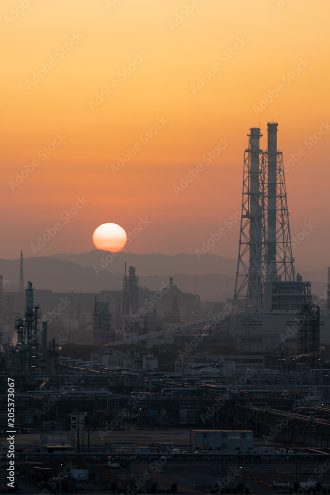 Obraz premium 水島コンビナートの夕景 -日本を代表する重化学コンビナート-